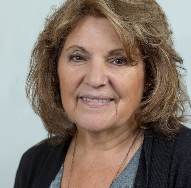 Donna Fluhr