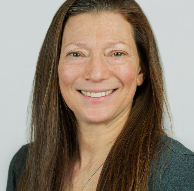 Julie Stolker